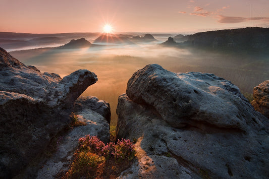 Sunrise on the rocks fototapet